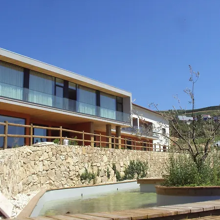 Ośrodek wypoczynkowy Douro Cister 4*